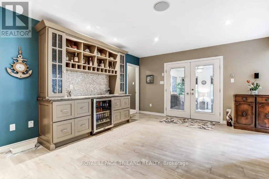 20 ENSLEY PLACE