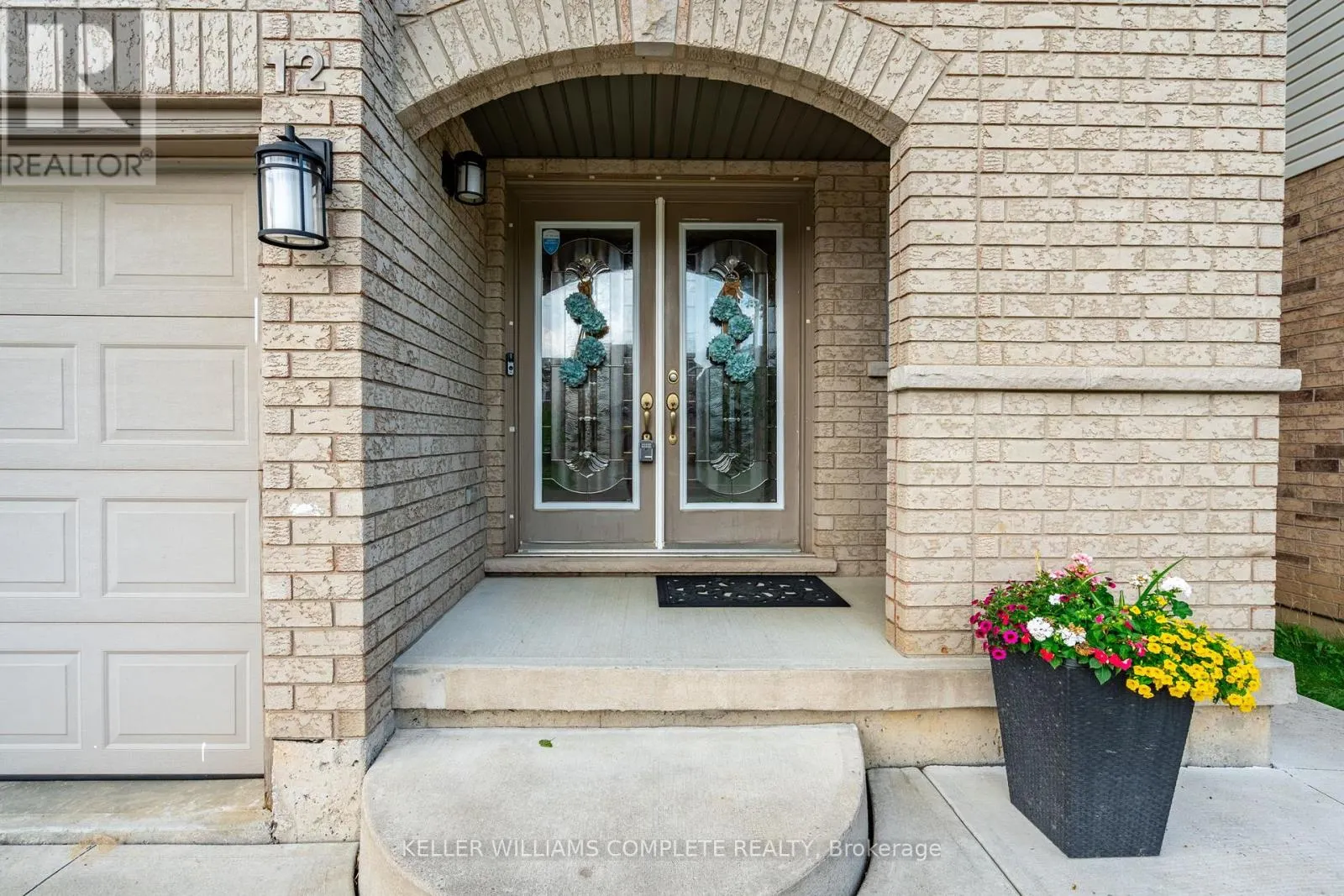 12 GIOVANNA DRIVE