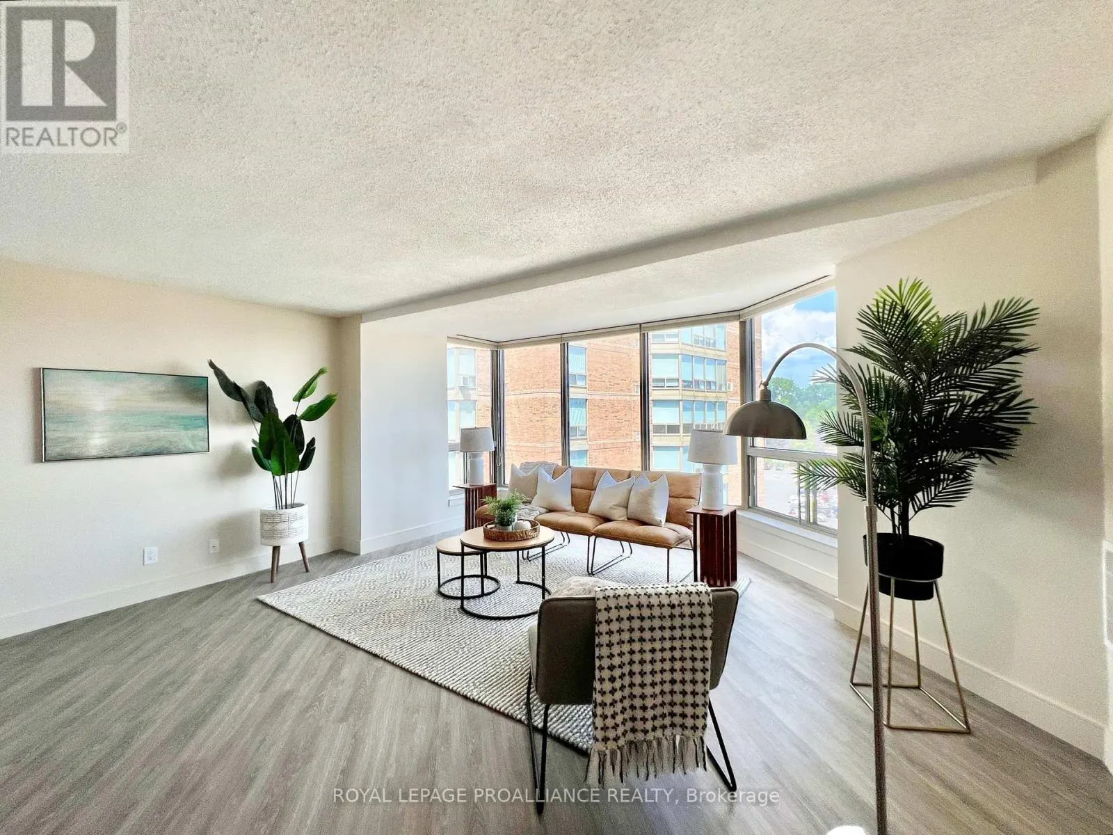 604 - 344 FRONT STREET, #604