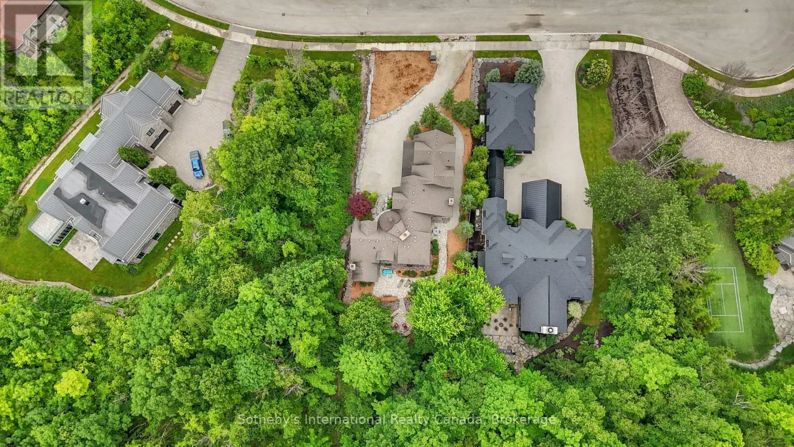 108 HEMLOCK COURT