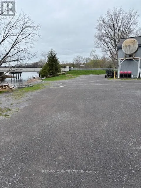911-913 COUNTY ROAD 13