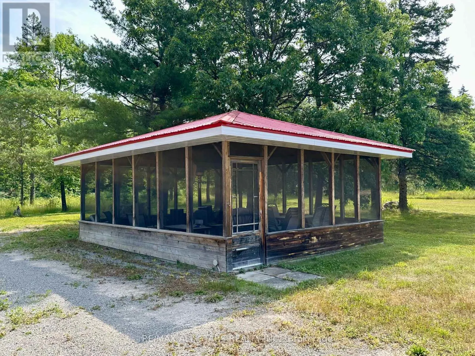 380 LEDGE ROAD