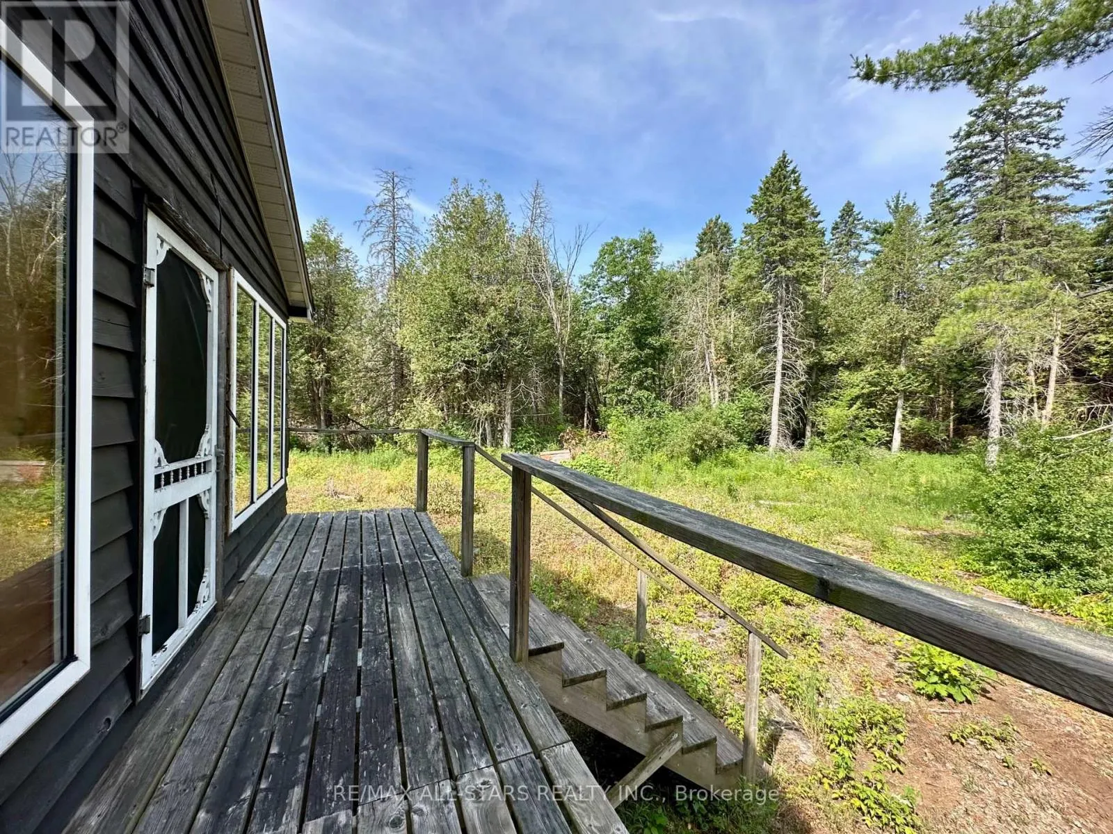 380 LEDGE ROAD