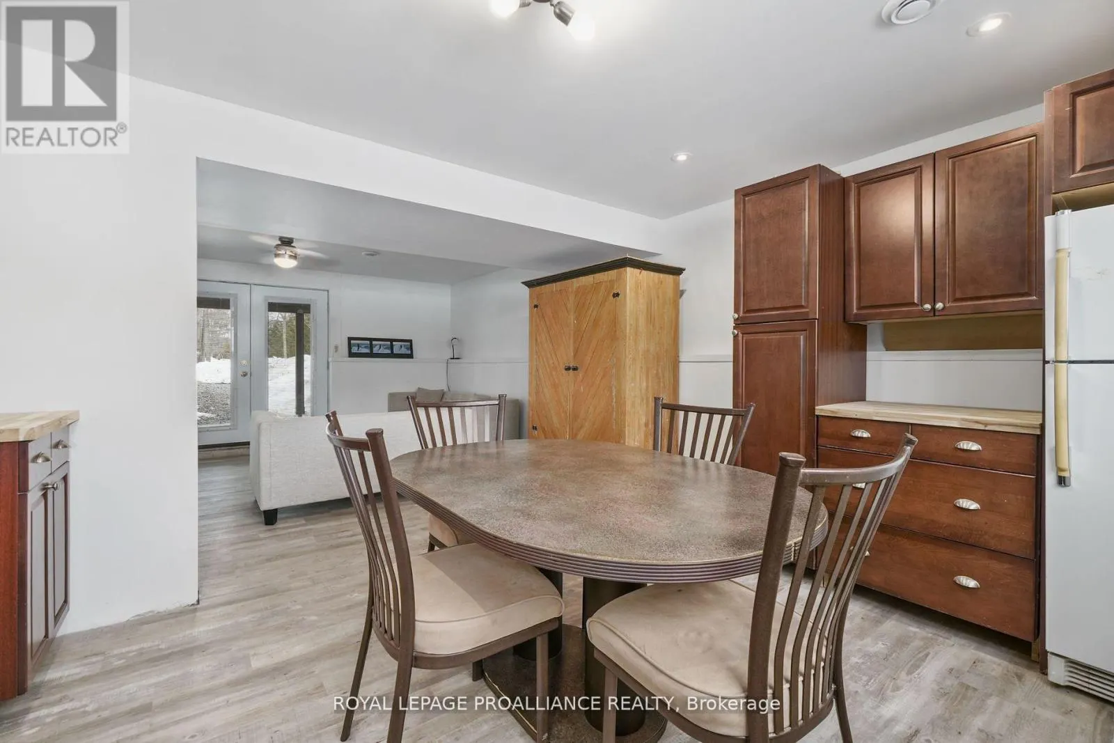 22 BUTLER STREET W