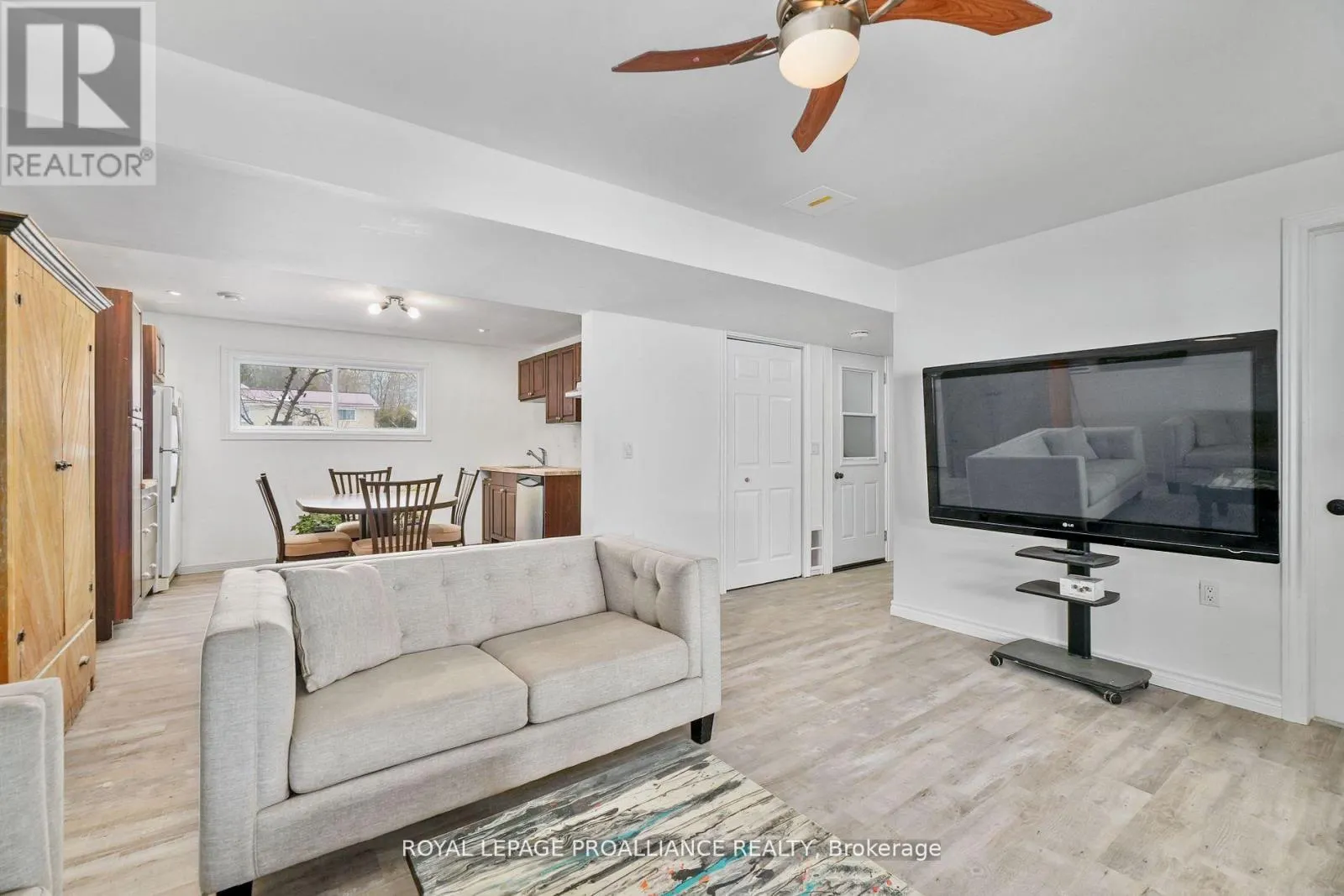 22 BUTLER STREET W