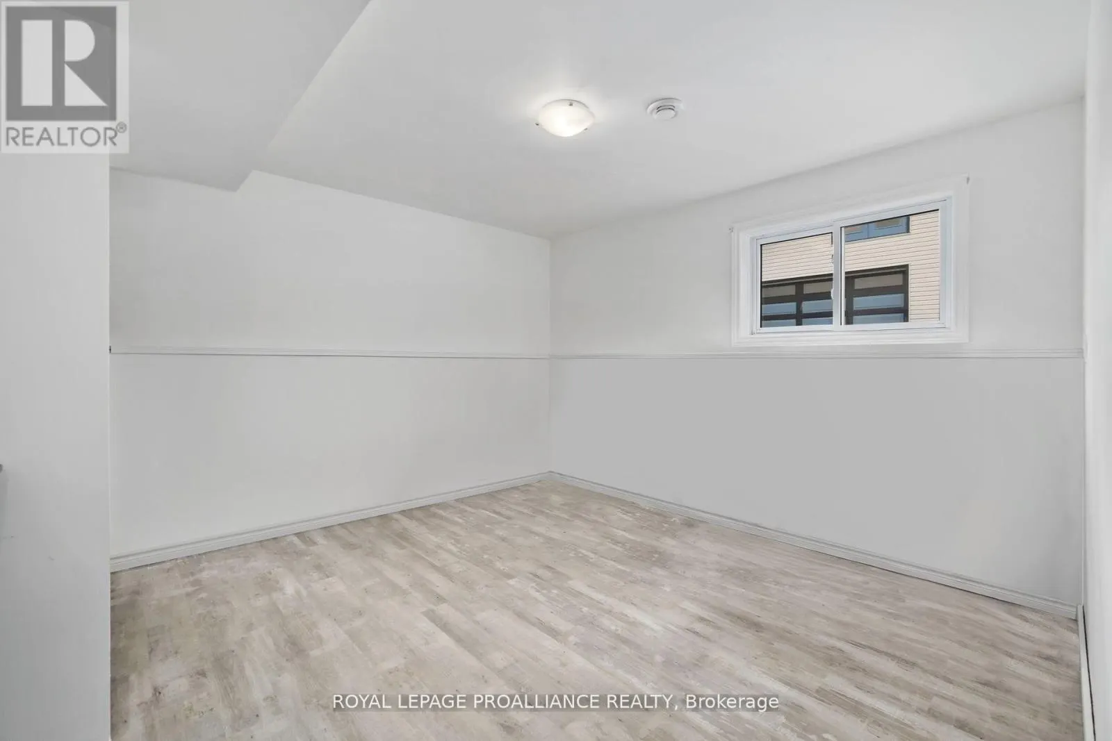 22 BUTLER STREET W