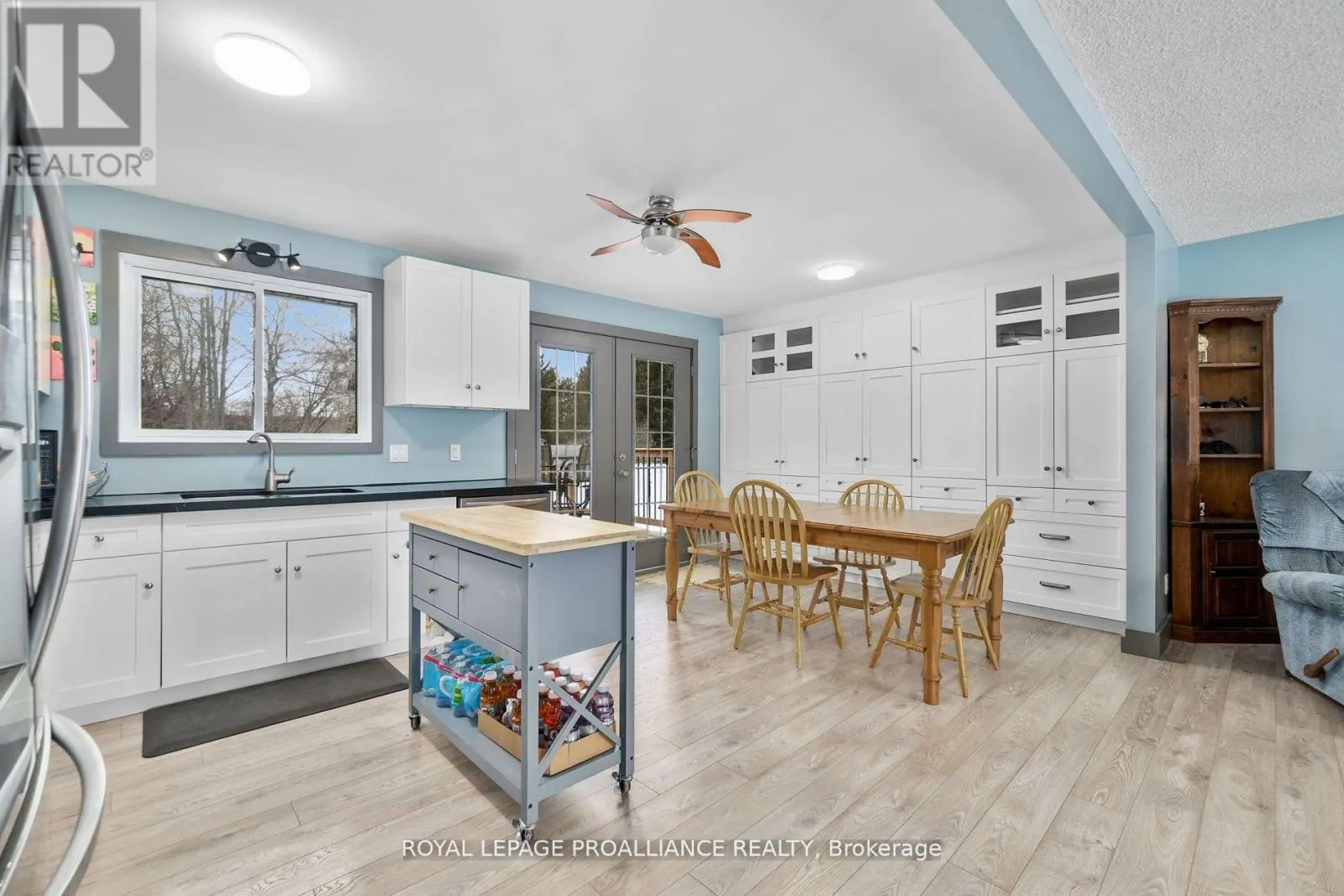 22 BUTLER STREET W