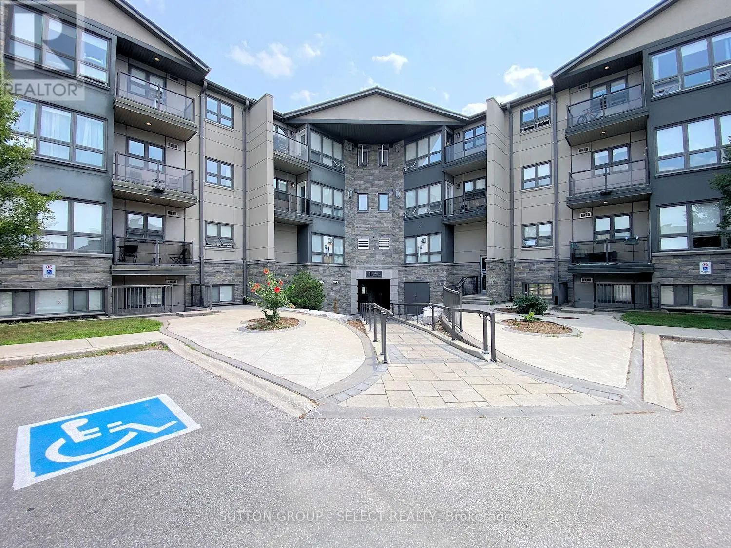 119 - 1 JACKSWAY CRESCENT, #119