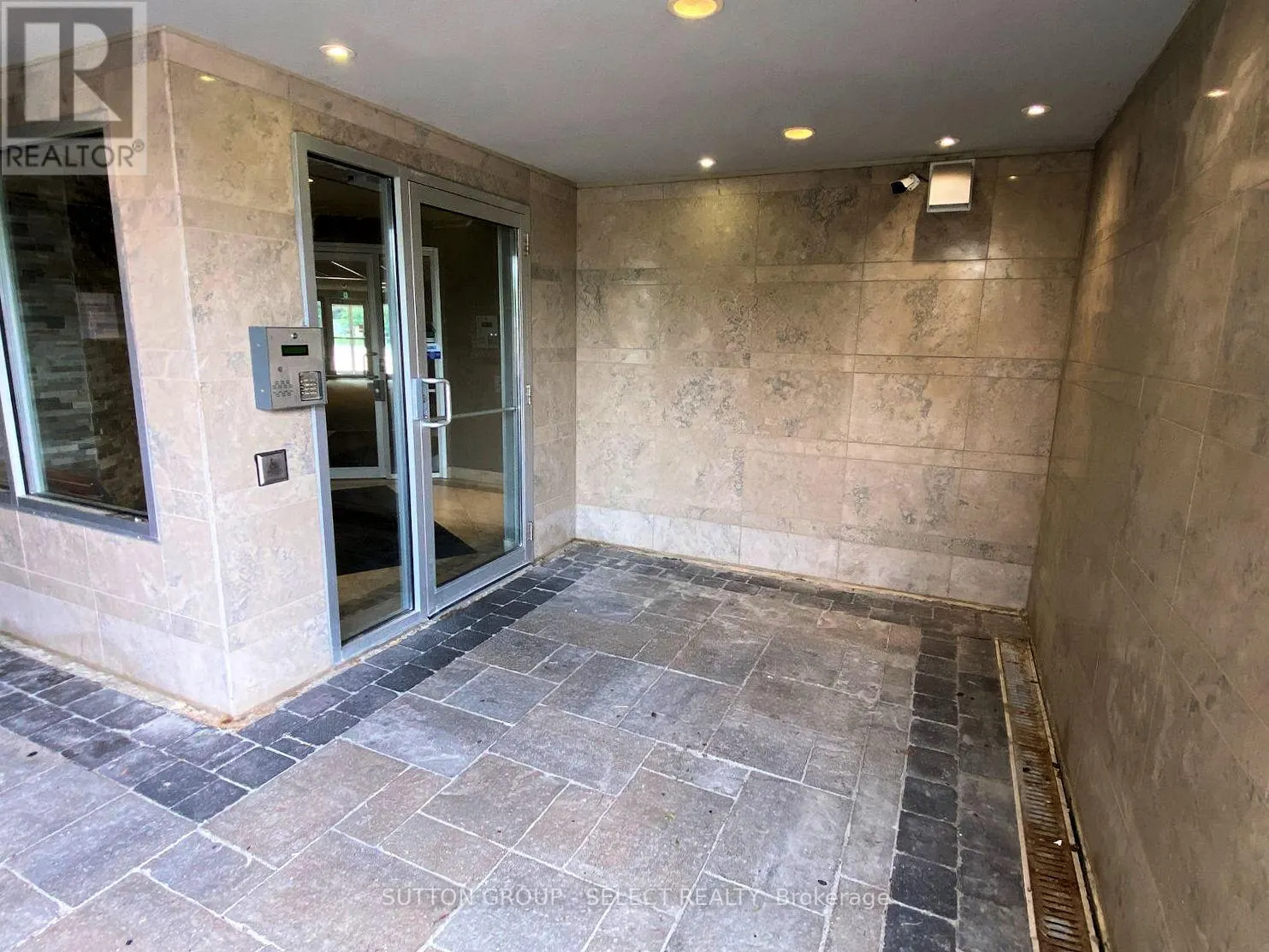 119 - 1 JACKSWAY CRESCENT, #119