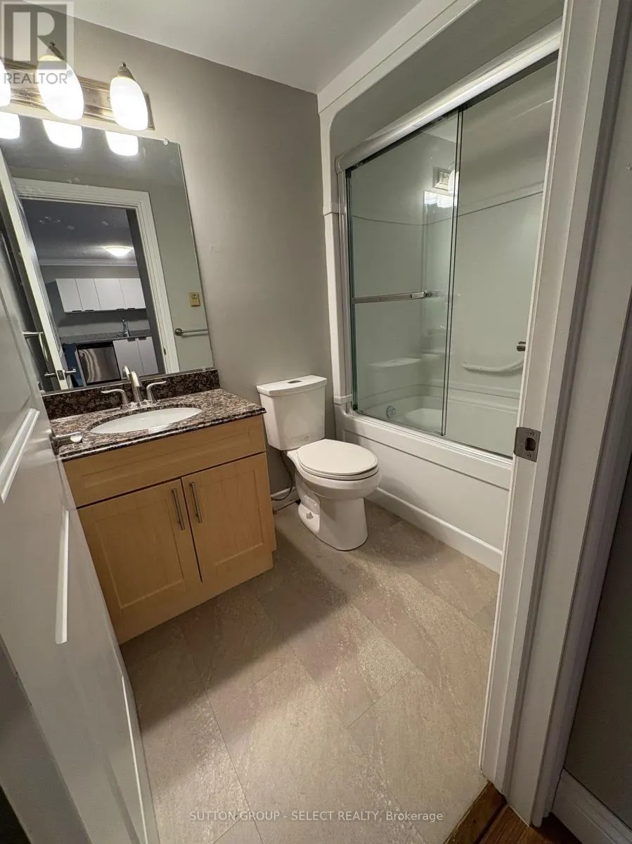 411 - 15 JACKSWAY CRESCENT, #411