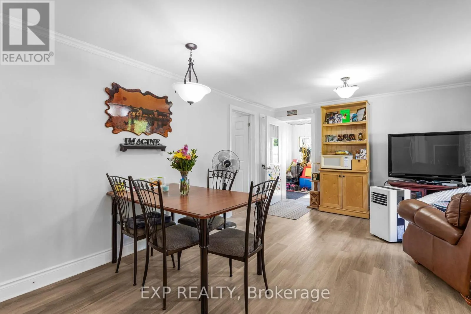 309-313 FRONT ROAD