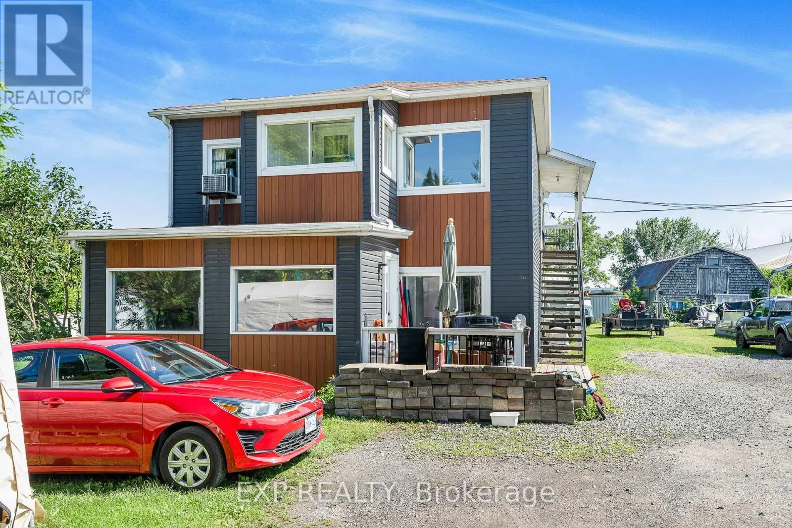 309-313 FRONT ROAD