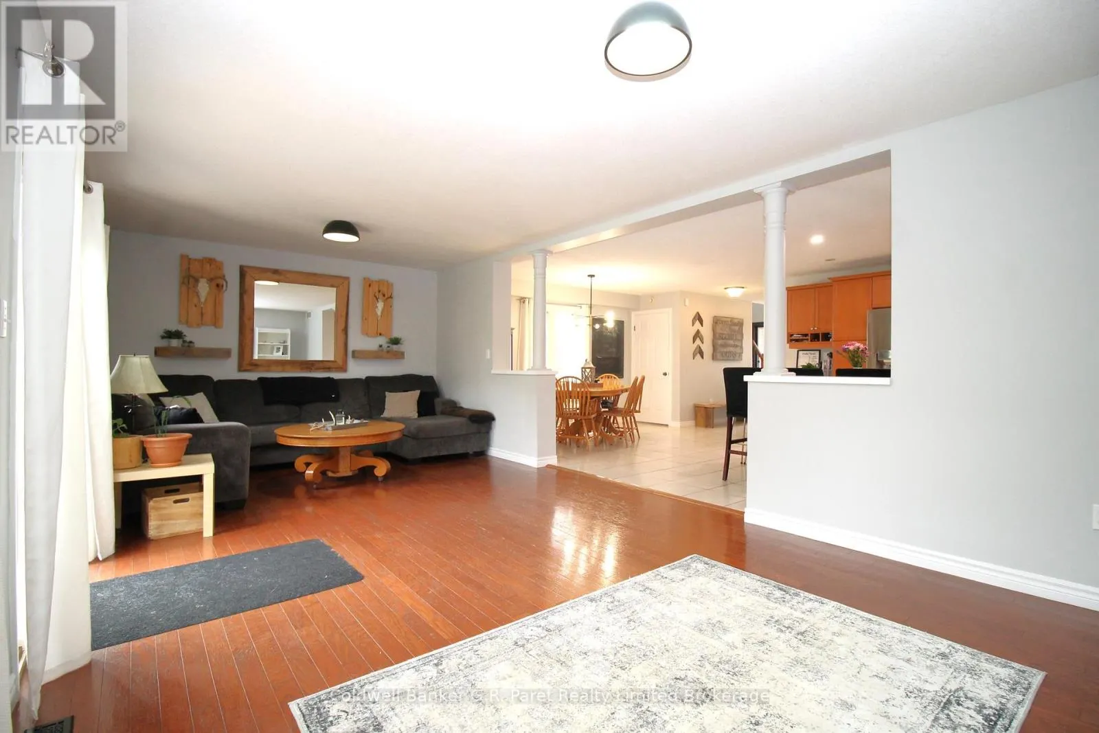 4 LANGRELL AVENUE