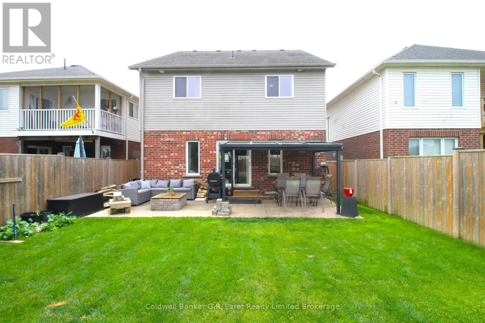 4 LANGRELL AVENUE