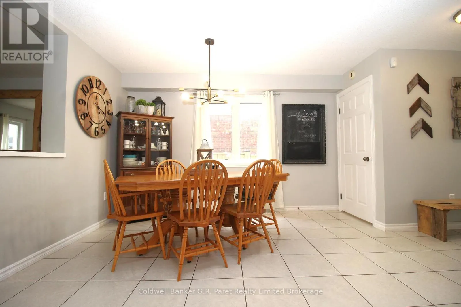 4 LANGRELL AVENUE