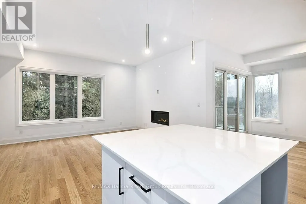 23 WATERVIEW LANE