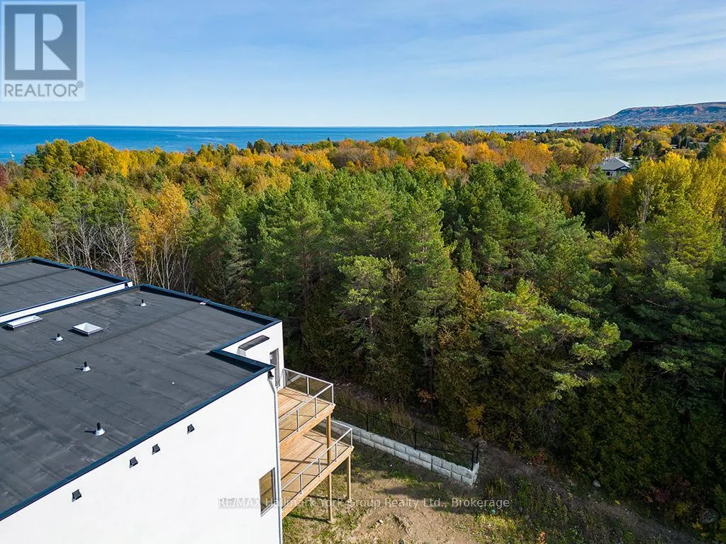 23 WATERVIEW LANE