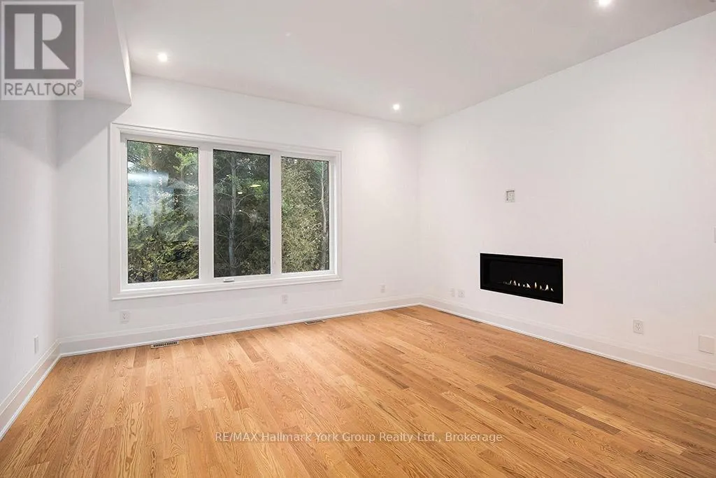 23 WATERVIEW LANE