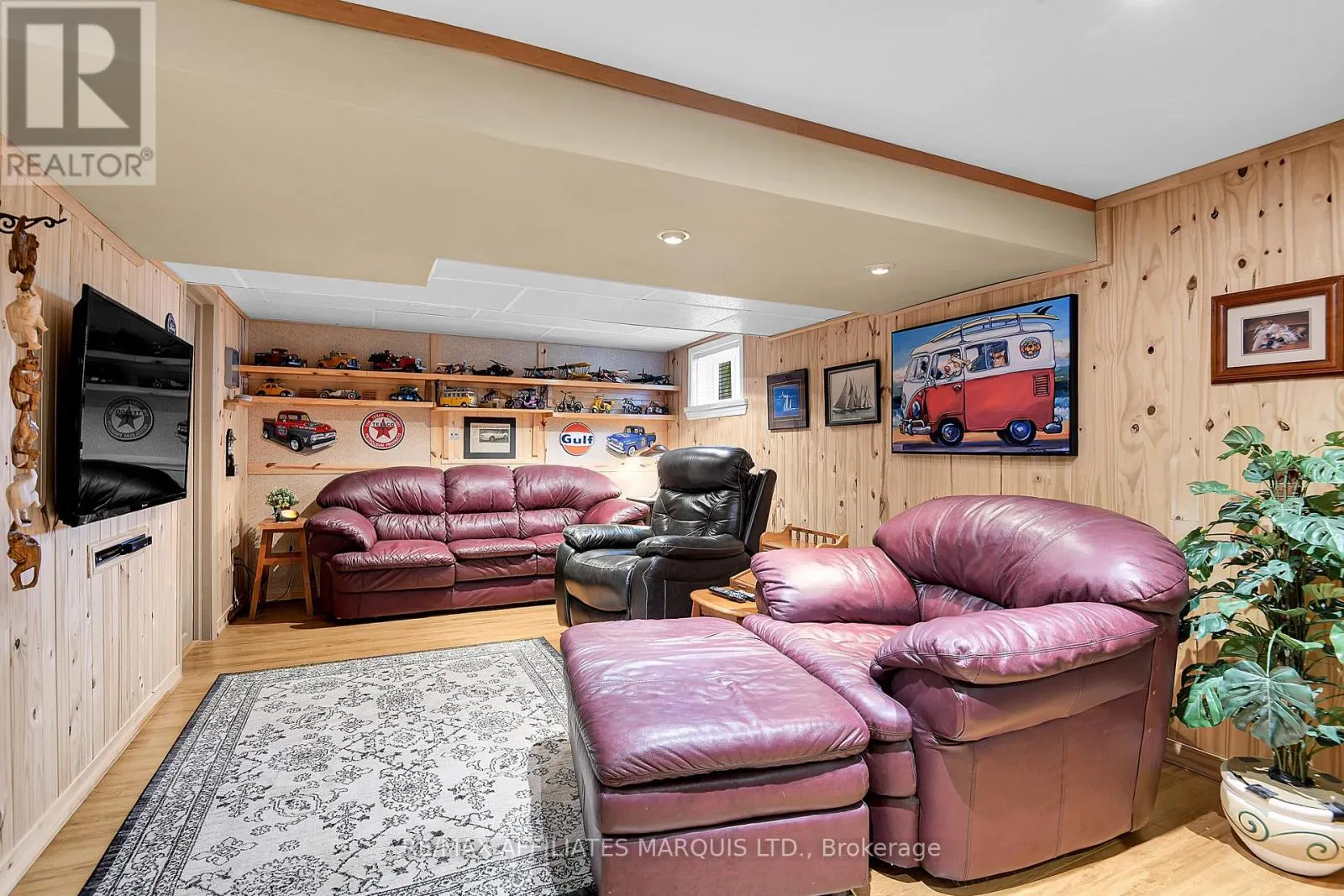 11 AULT DRIVE