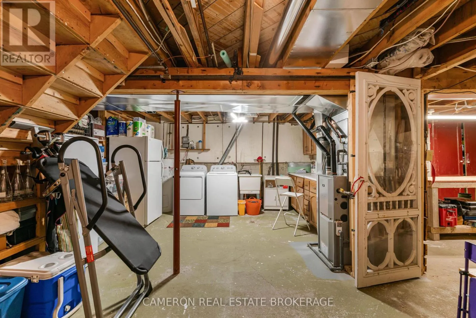 523 LYNWOOD DRIVE