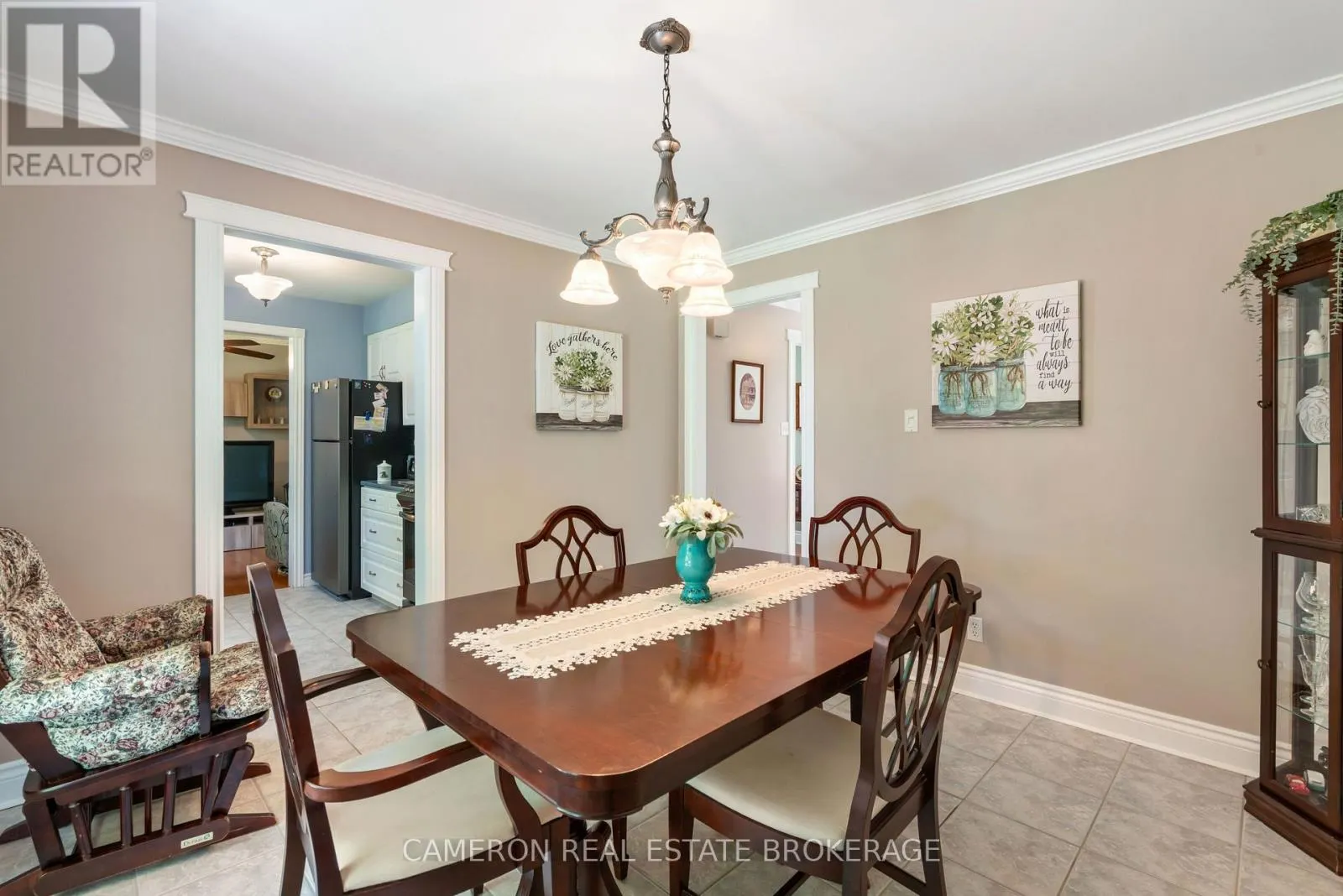 523 LYNWOOD DRIVE