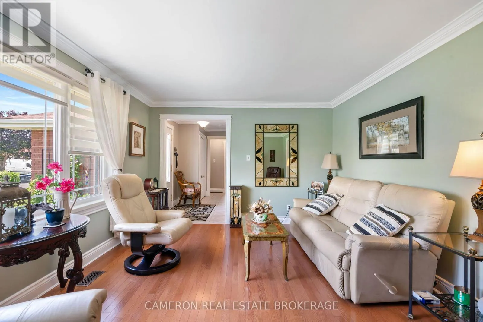 523 LYNWOOD DRIVE