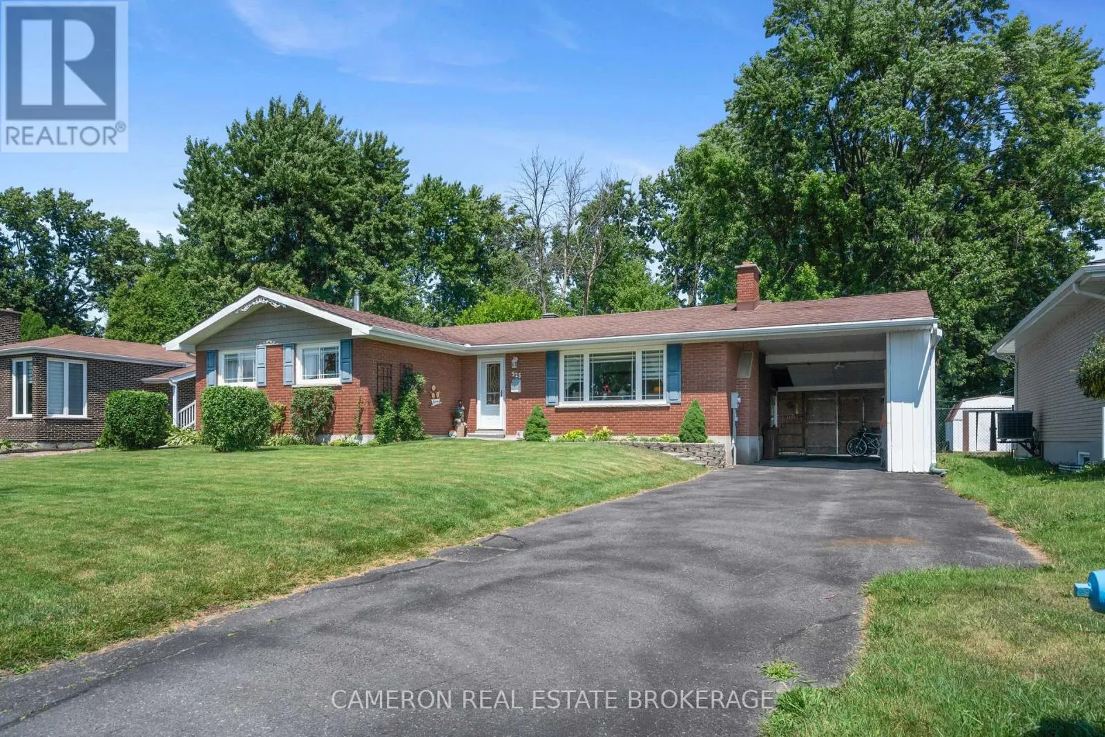 523 LYNWOOD DRIVE