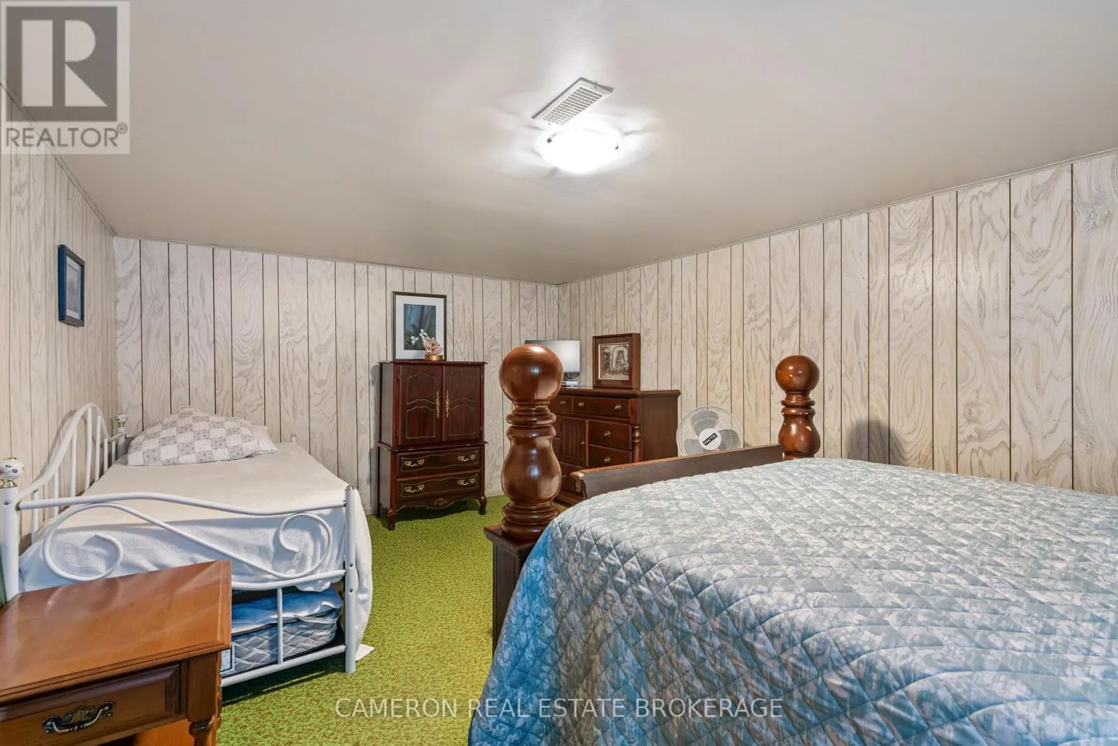 523 LYNWOOD DRIVE