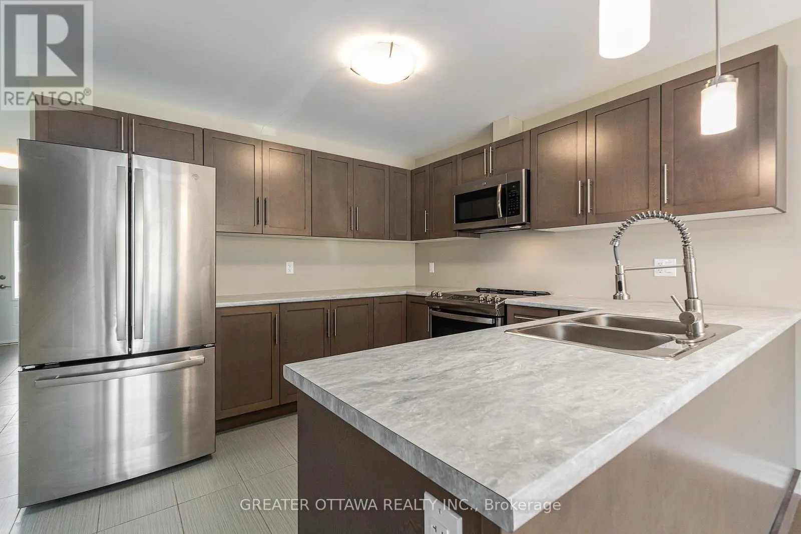 18 MORGAN CLOUTHIER WAY