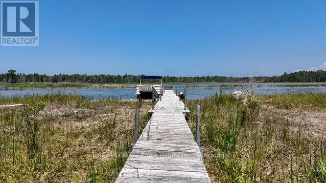 74 SMOKEHOUSE ISLAND