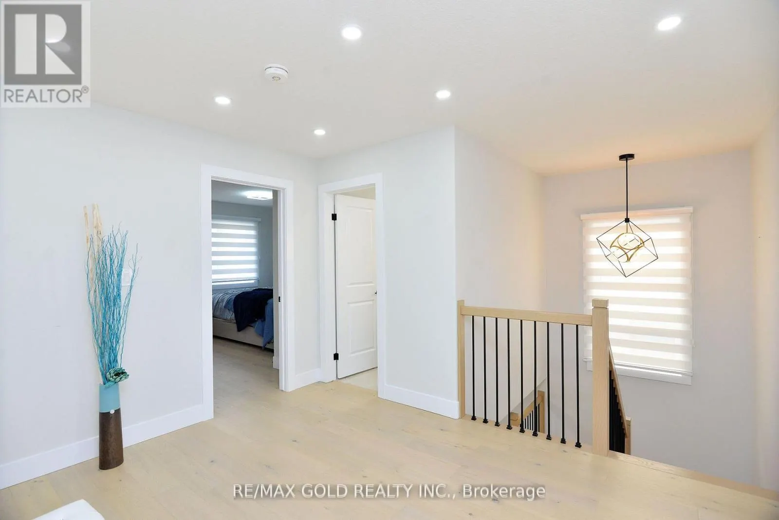 86 GRANDVILLE CIRCLE