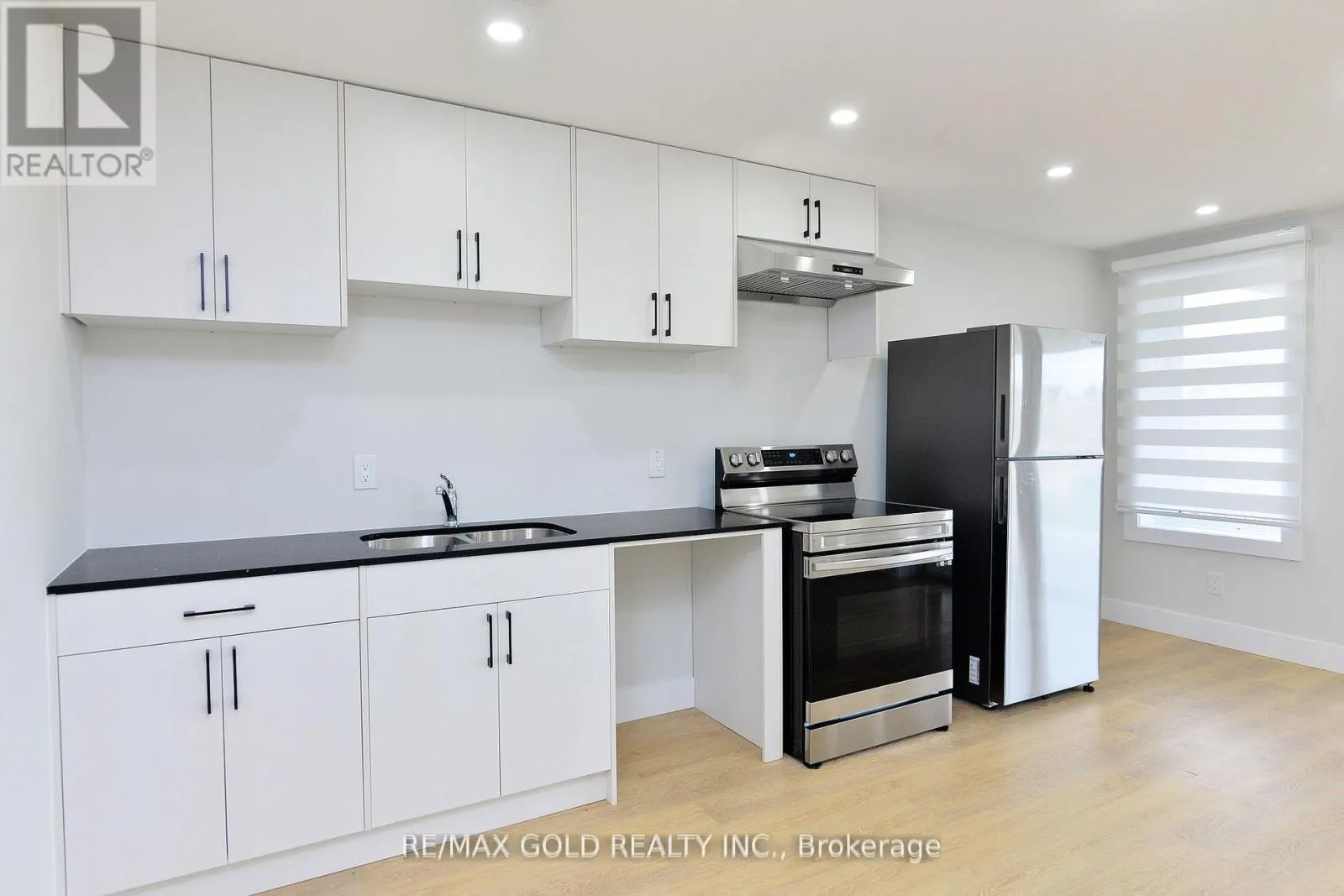 86 GRANDVILLE CIRCLE
