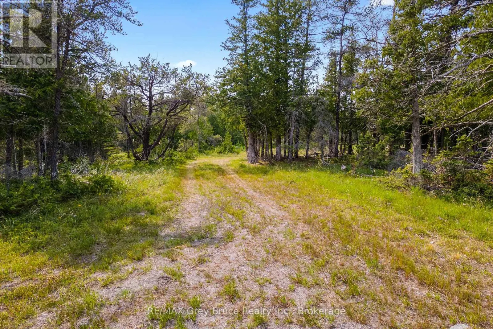 850 DORCAS BAY ROAD