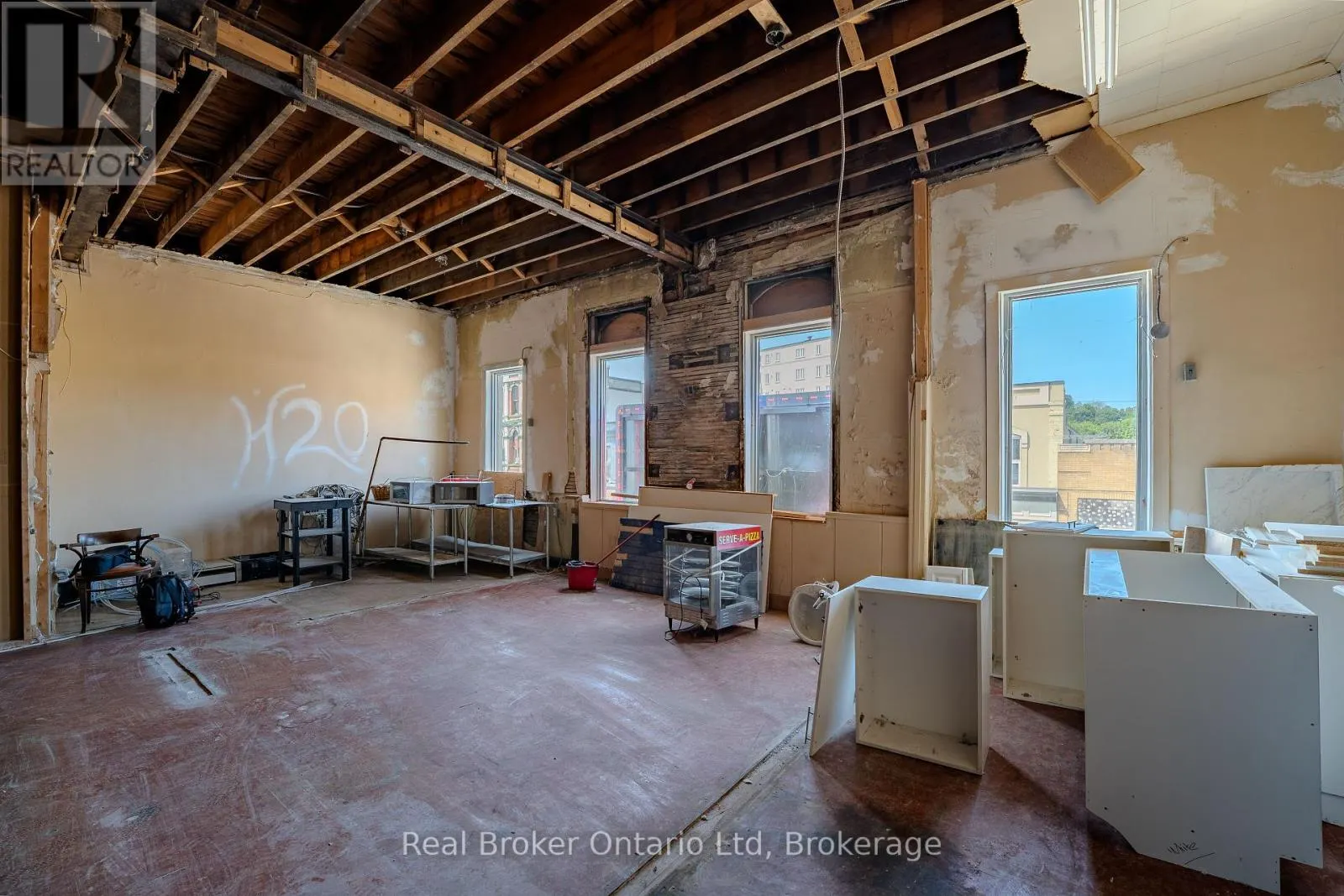 # 2 - 937 2ND AVENUE E, ## 2