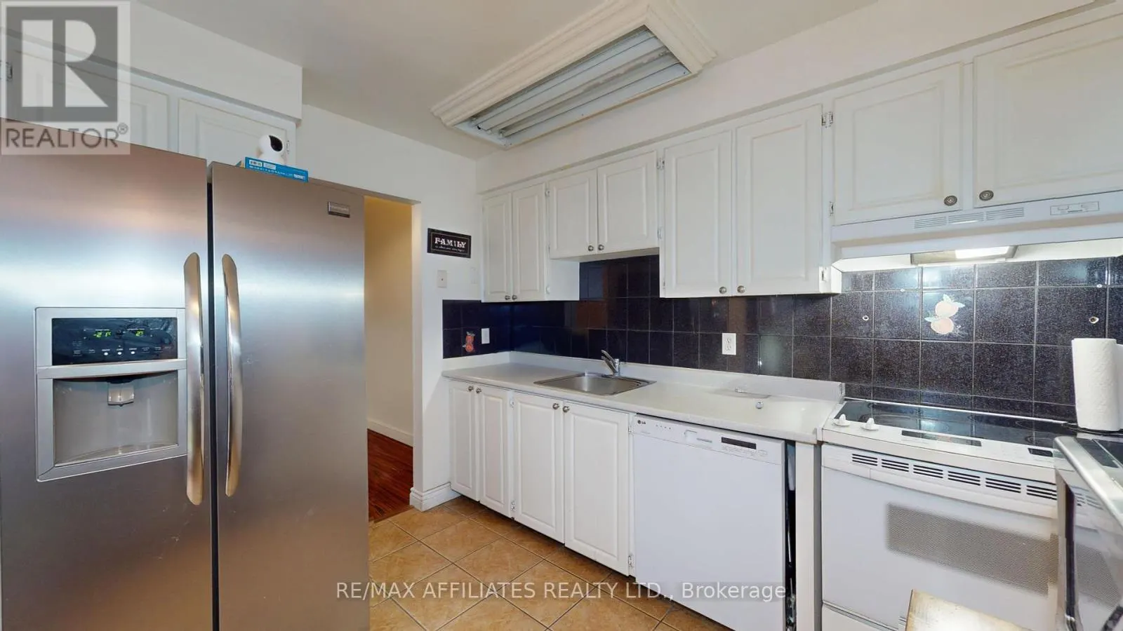 11 - 76 COMPATA WAY S