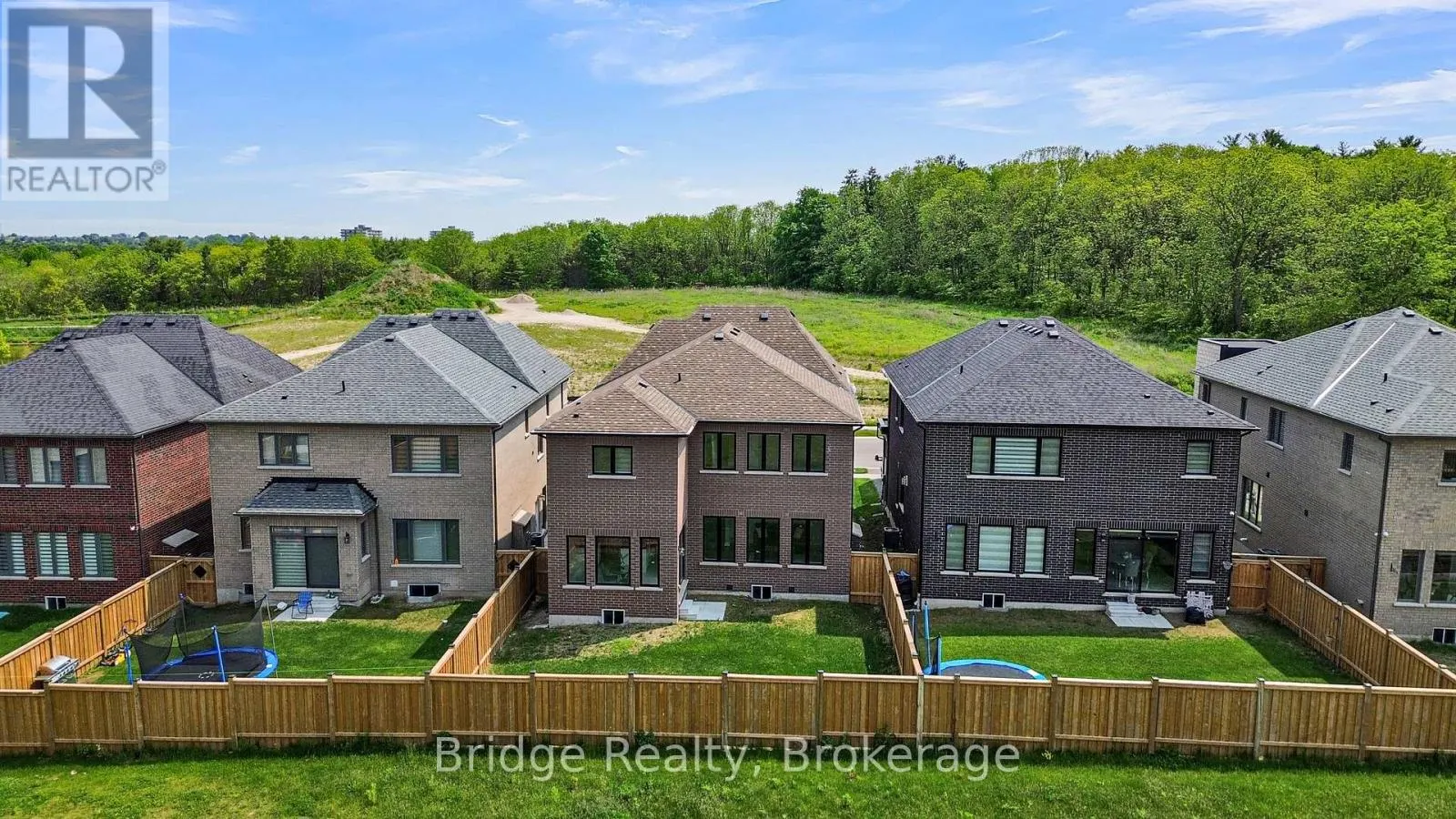 1343 UPPER THAMES DRIVE