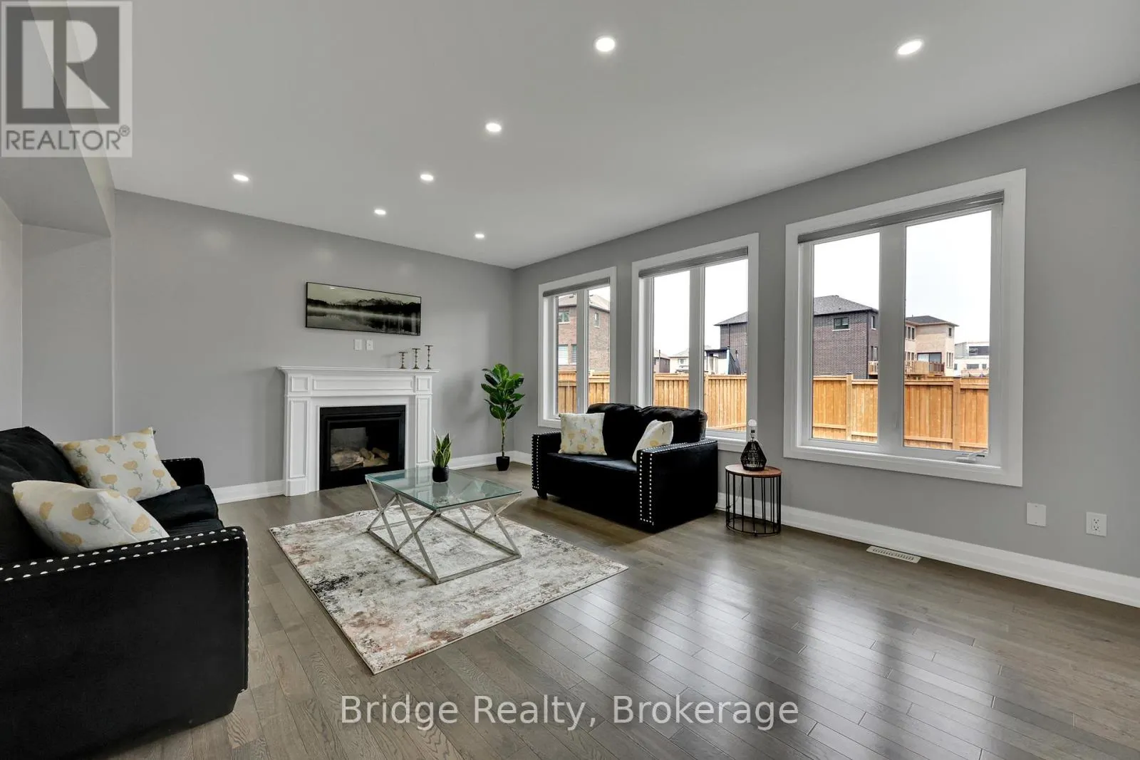 1343 UPPER THAMES DRIVE