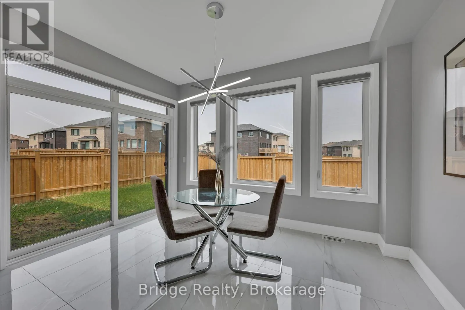 1343 UPPER THAMES DRIVE