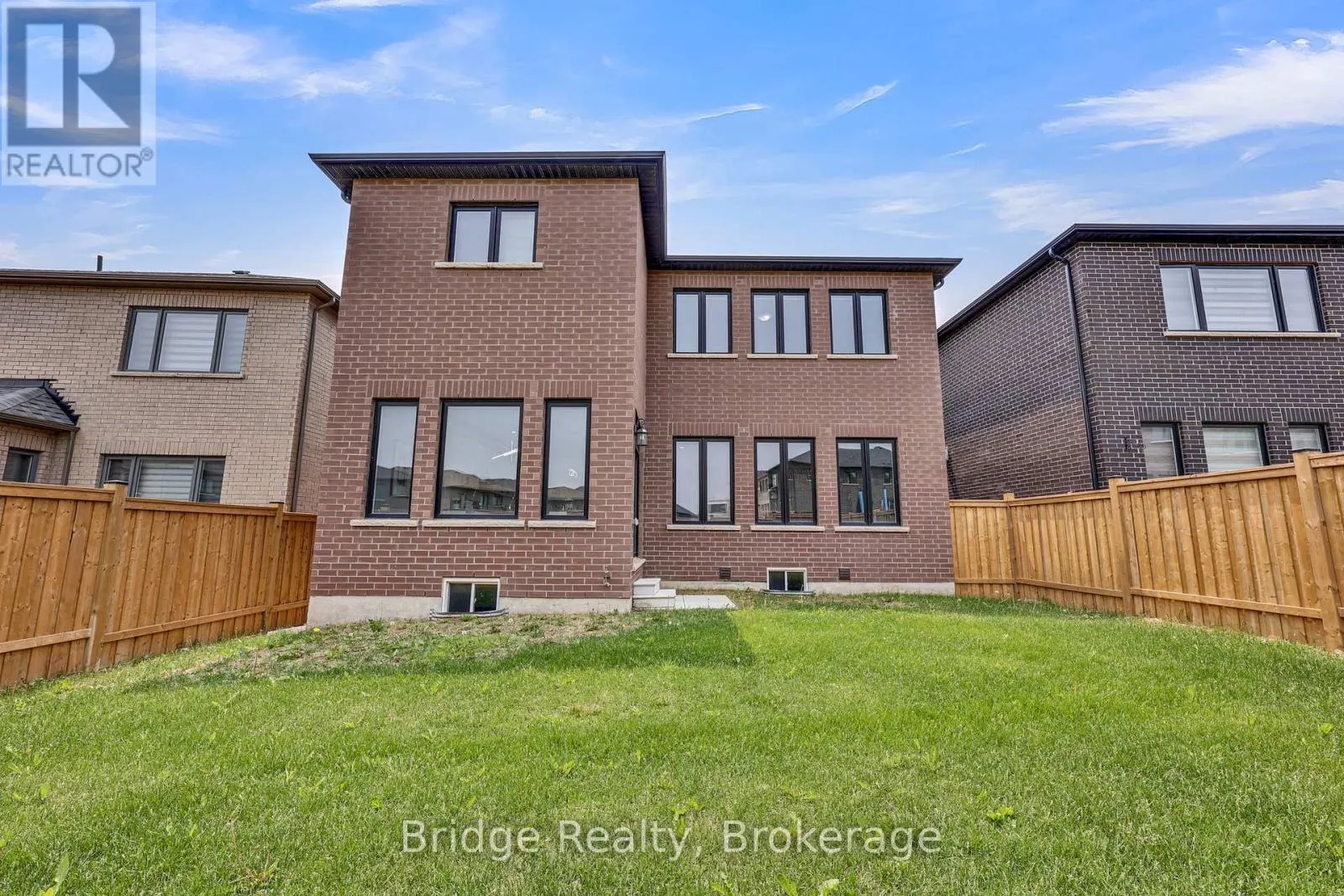 1343 UPPER THAMES DRIVE