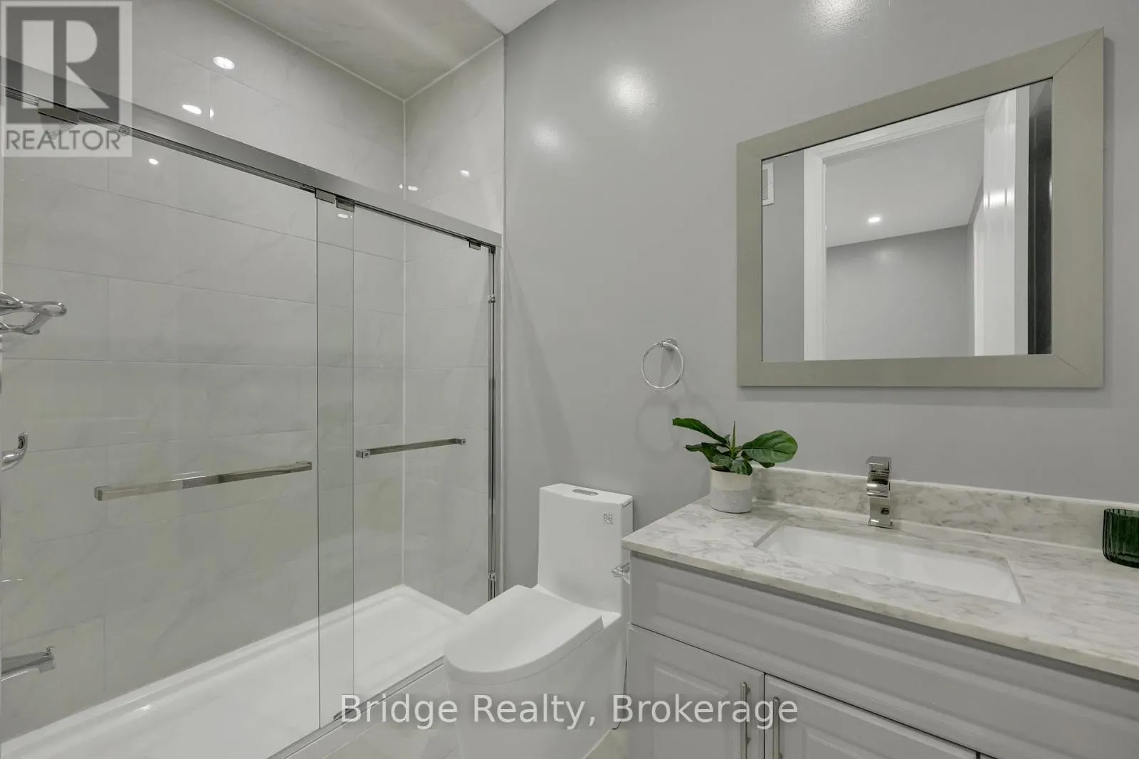 1343 UPPER THAMES DRIVE