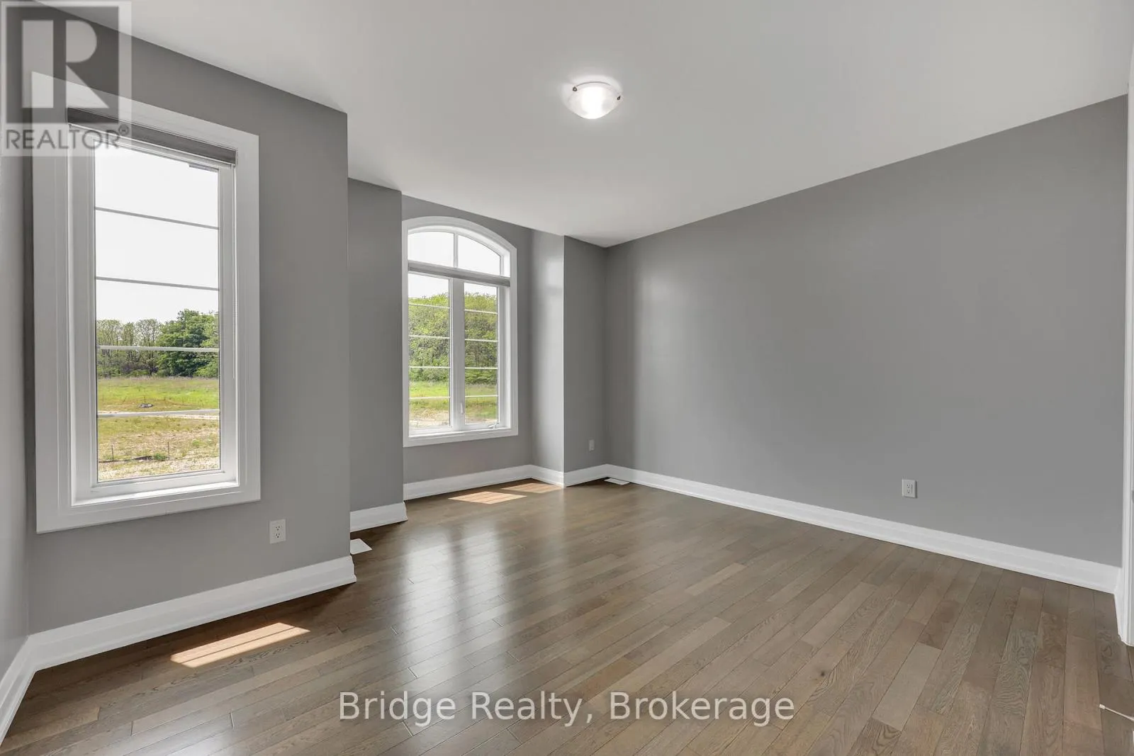 1343 UPPER THAMES DRIVE