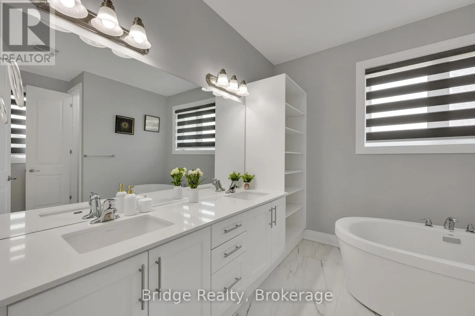1343 UPPER THAMES DRIVE