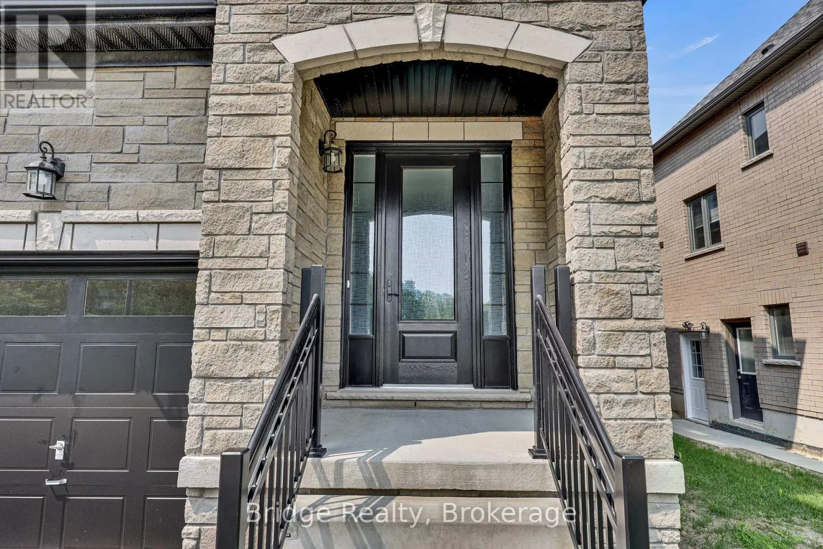 1343 UPPER THAMES DRIVE
