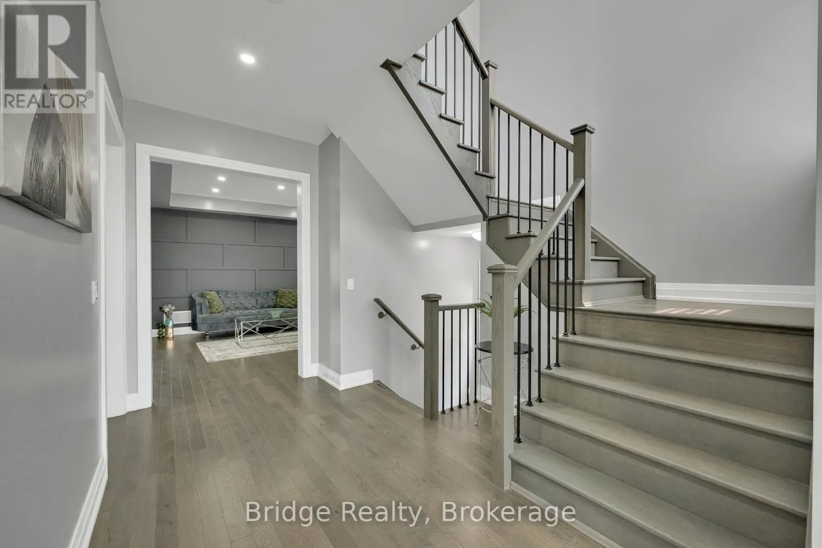 1343 UPPER THAMES DRIVE