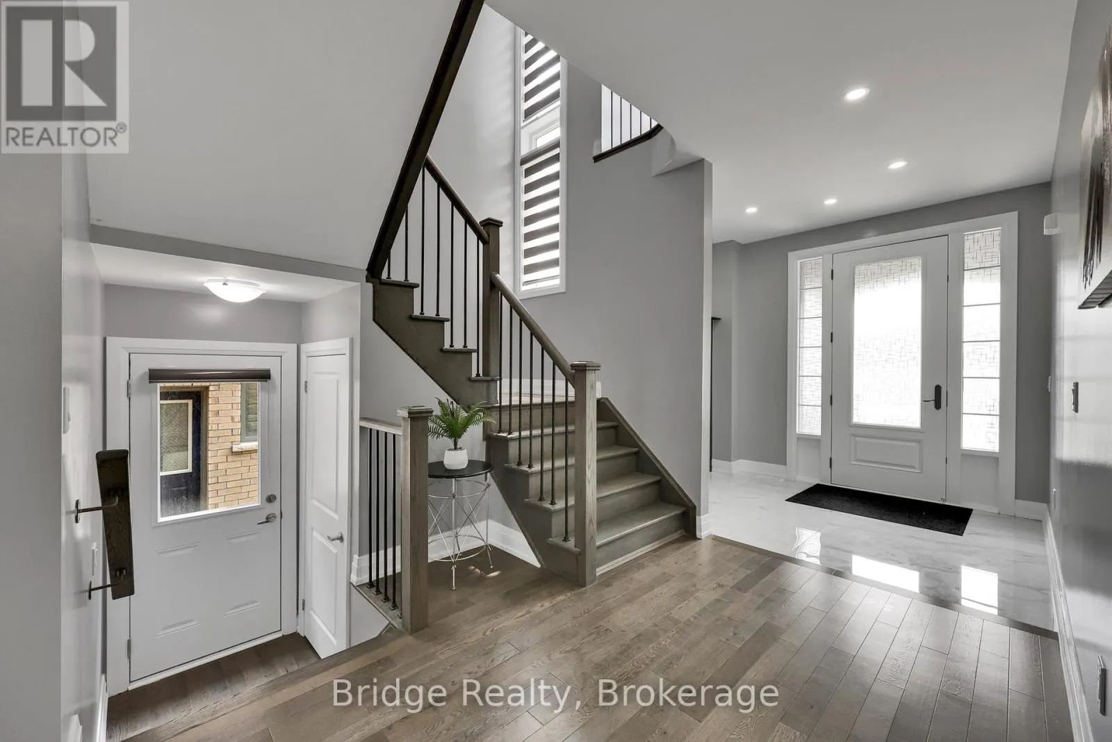 1343 UPPER THAMES DRIVE