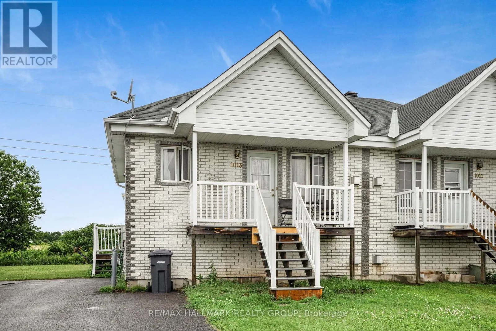 1013 JACYNTHE STREET