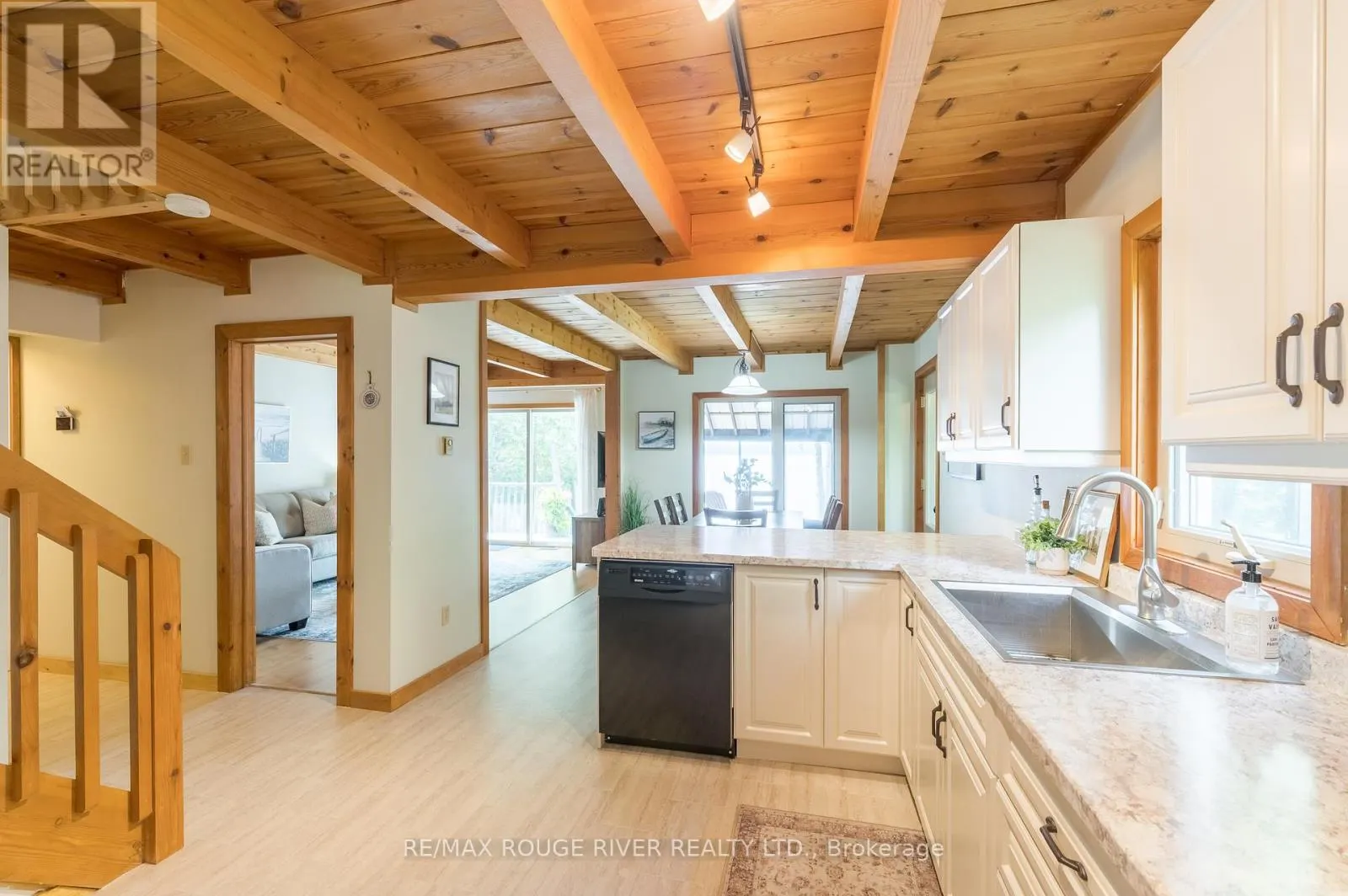 1280 BIRCHVIEW ROAD