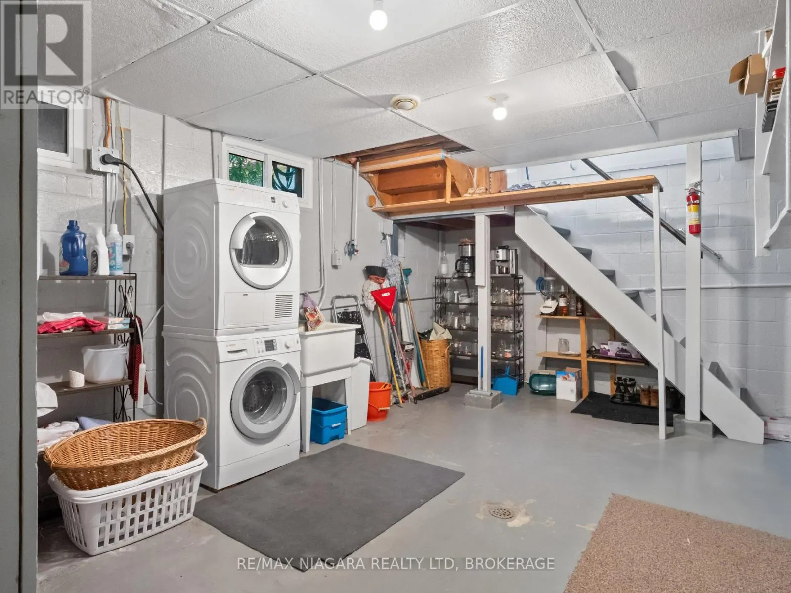 22 LORIMER STREET