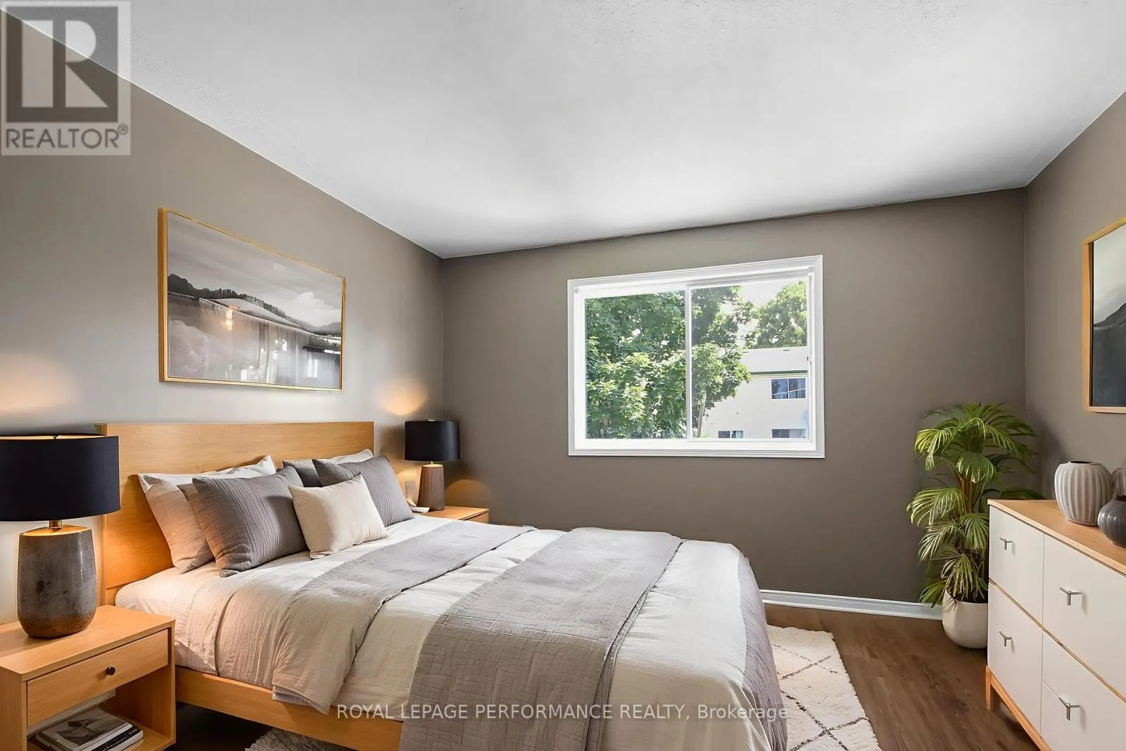 9 LIETTE COURT