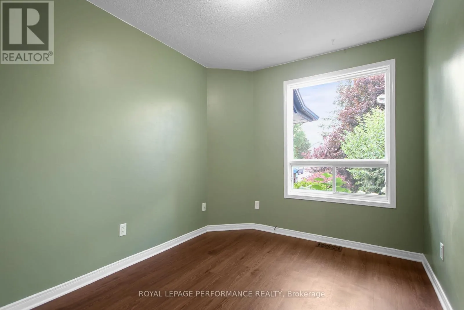 9 LIETTE COURT